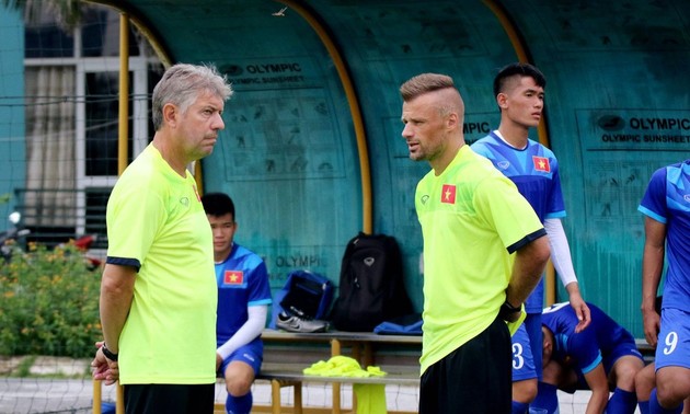Jürgen Gede wird sich vom vietnamesischen Fußballverband verabschieden