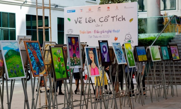 Die kleinen Maler bilden Stiftung für Patienten aus armen Verhältnissen
