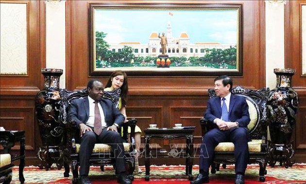 Ho-Chi-Minh-Stadt ist bereit, Kooperation mit Angola und Armenien auszuweiten
