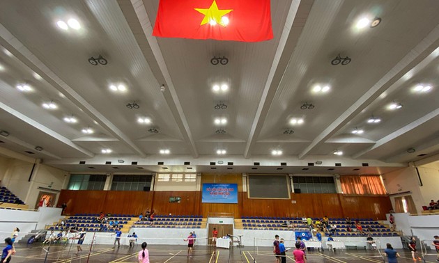 Eröffnung des Badminton-Turniers für Familien in Hanoi 