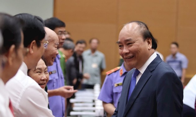 Premierminister Nguyen Xuan Phuc nimmt am Jubiläum zum 60. Gründungstag der Staatsanwaltschaft teil