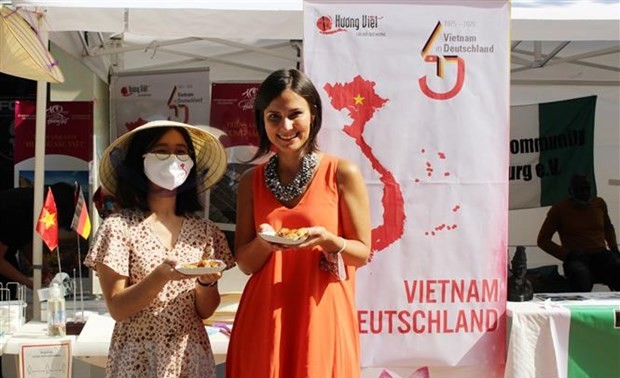 Werbung für Image Vietnams in Deutschland