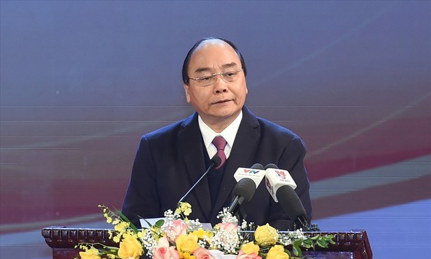Premierminister Nguyen Xuan Phuc fordert zur Reform der Bildung auf