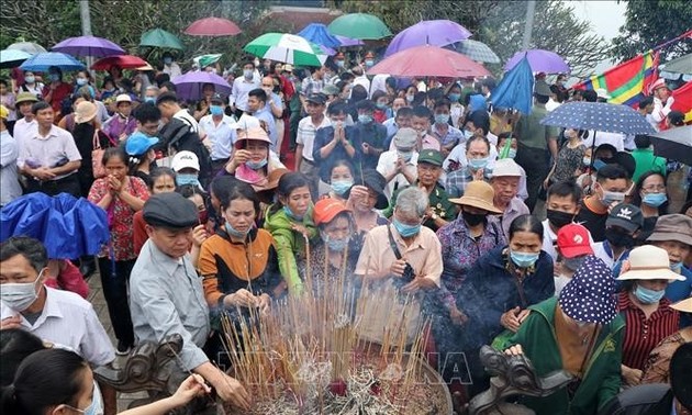 Phu Tho empfängt rund mehr als 60.000 Touristen zum Tempel der Hung-Könige