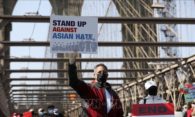 US-Unternehmen sagt 250 Millionen US-Dollar zum Kampf gegen Anti-asiatischen Rassismus zu