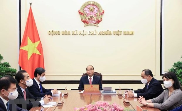 Telefongespräch zwischen Staatschefs Vietnams und Rumäniens steht in Schlagzeilen der Nachrichtenagentur