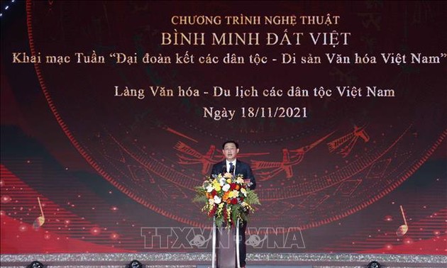 Parlamentspräsident: nationale Solidarität ist wertvolles Erbe der vietnamesischen Kultur