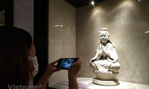 Ehrung der vietnamesischen Kulturschätze durch Keramik-Ausstellung