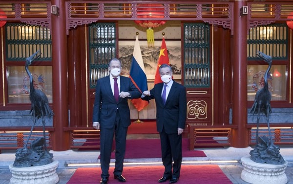 Chinesischer Staatspräsident Xi Jinping trifft den russischen Präsidenten Wladimir Putin in Peking