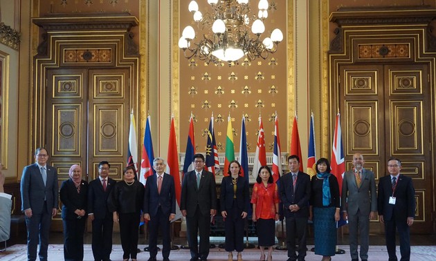 Sitzung der hochrangigen Politiker zwischen ASEAN und Großbritannien