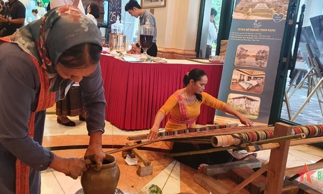 Ninh Thuan fördert Kultur- und Tourismuswerbung in der Hauptstadt Hanoi
