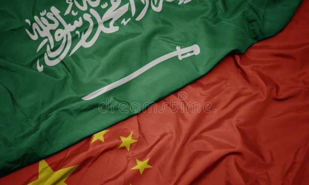 Chinas Staatschef zu Gast in Saudi Arabien: Verstärkung der Zusammenarbeit für gemeinsamen Wohlstand