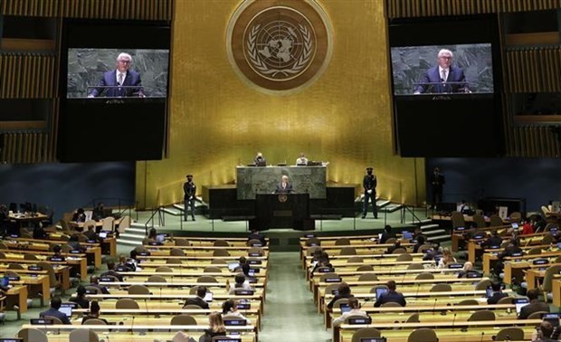 Die UN-Generalversammlung verabschiedet eine Resolution über die Nichtstationierung von Waffen im Weltraum