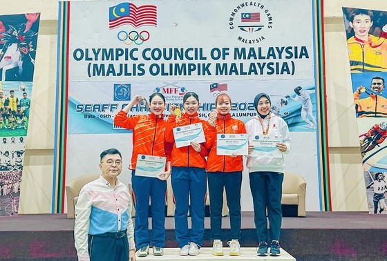 Die vietnamesische Fecht-Mannschaft der Frauen gewinnt zwei Goldmedaillen bei Fecht-Südostasienmeisterschaft 