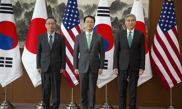 Vertreter aus Japan, den USA und Südkorea treffen sich zu einer Diskussion über Nordkorea-Frage 