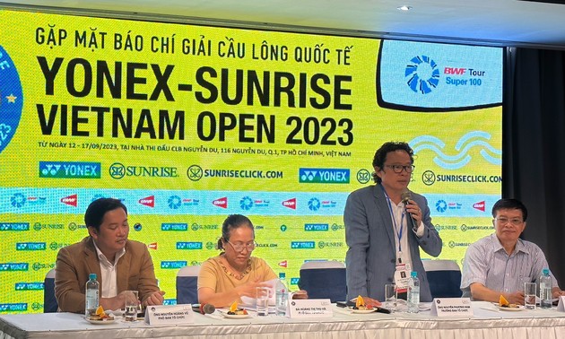 Nguyen Tien Minh nimmt an der Qualifikationsrunde des Vietnam Open 2023 Badmintonturniers teil