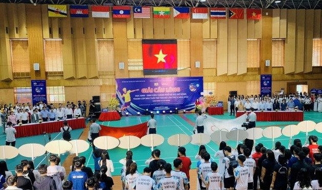 Badminton-Turnier für Schüler und Studenten in Hanoi