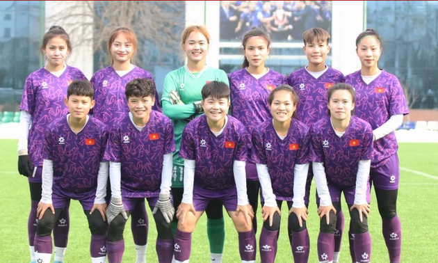 U20-Fußballmannschaft der Frauen gewinnt Freundschaftsspiel gegen Usbekistan