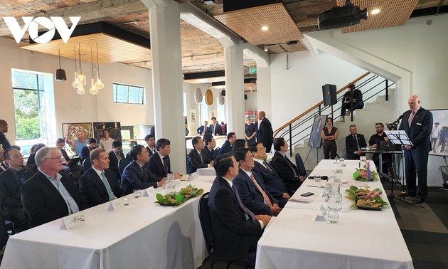 Premierminister Pham Minh Chinh besucht das Zentrum für Pflanzen- und Lebensmittelforschung in Neuseeland