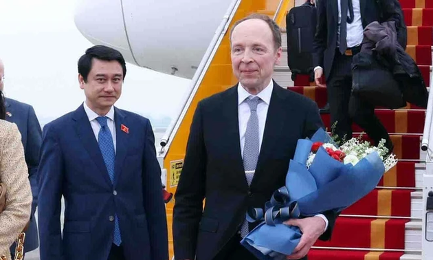 Der finnische Parlamentspräsident startet seinen Besuch in Vietnam