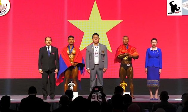 Die vietnamesische Bodybuilding-Mannschaft belegt den ersten Platz bei der Südostasien-Meisterschaft