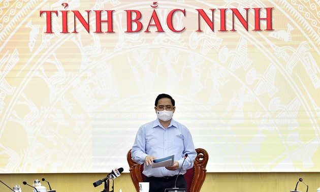 Covid-19: Pham Minh Chinh se rend à Bac Giang et à Bac Ninh, les deux épicentres de la quatrième vague