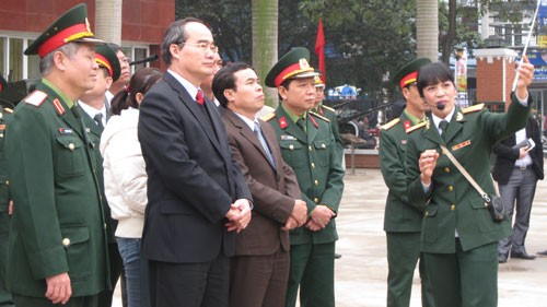 Phó Thủ tướng Nguyễn Thiện Nhân đến thăm hai Bảo tàng tại Hà Nội 