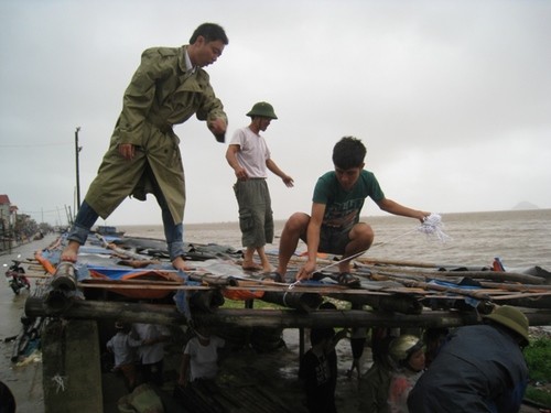 Các địa phương tích cực khắc phục hậu quả cơn bão Mangkhut