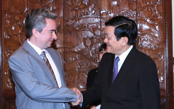 Chủ tịch nước Trương Tấn Sang tiếp cố vấn Tổng thống Belarus Ianchevsky Vsevolod