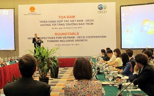 Tọa đàm “Triển vọng hợp tác Việt Nam - OECD: Hướng tới tăng trưởng bao trùm” 