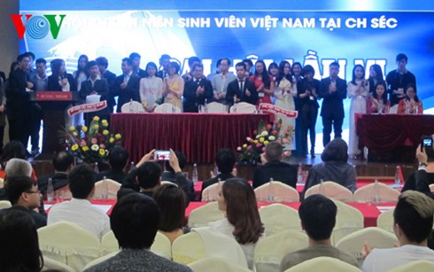 Thanh niên, sinh viên Việt Nam tại Cộng hòa Séc thúc đẩy hội nhập