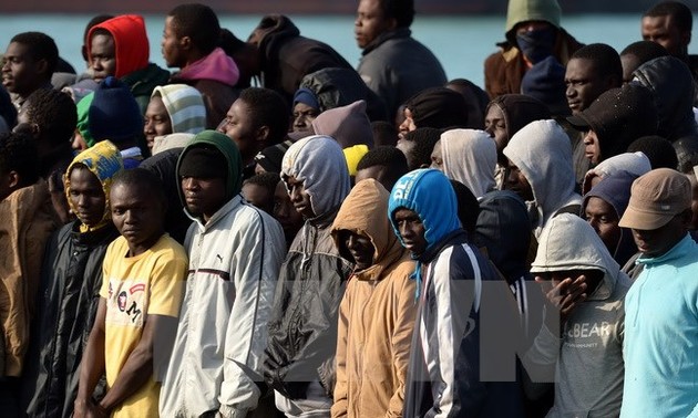 Число нелегальных иммигрантов в Италию продолжает расти 