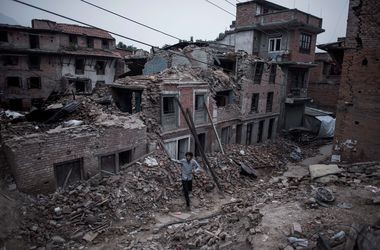 Непал призвал собрать $2 млрд для восстановления страны