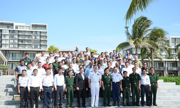 Вьетнам проявляет ответственность в решении вопросов безопасности в регионе и в мире