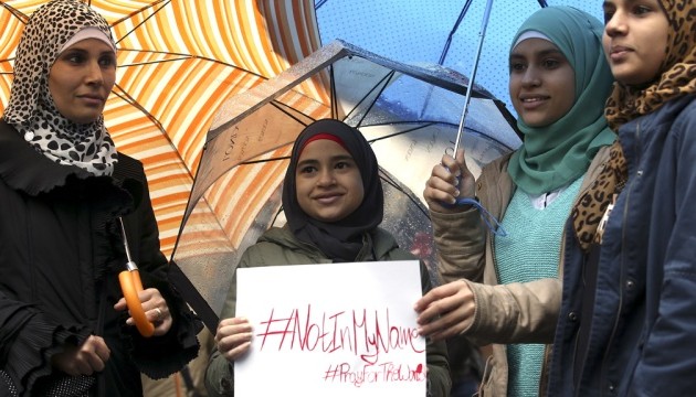 Итальянские мусульмане пришли на антитеррористический митинг в Риме