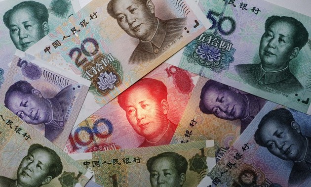 Китайский юань включен в корзину резервных валют МВФ