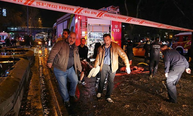 Число погибших в результате теракта в Анкаре возросло до 37 человек 