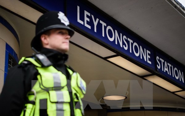 В Великобритании арестованы пять подозреваемых в подготовке терактов