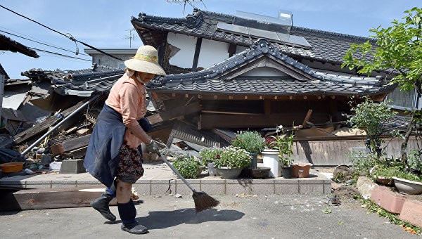 Число жертв землетрясений в Японии увеличилось до 41 человека