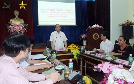 Премьер Вьетнама провел рабочую встречу с Комитетом по делам плато Тэйнгуен