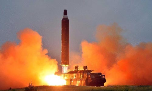КНДР запустила три баллистические ракеты в сторону Японского моря 