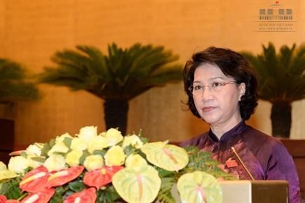 Председатель НС СРВ совершает дружественный визит в Камбоджу