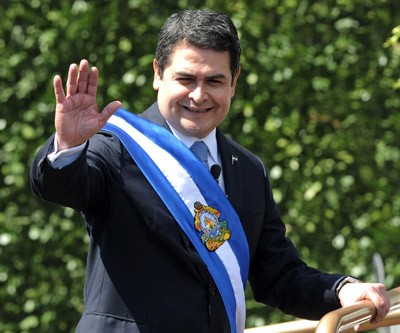 Президент Гондураса собирается идти на второй срок