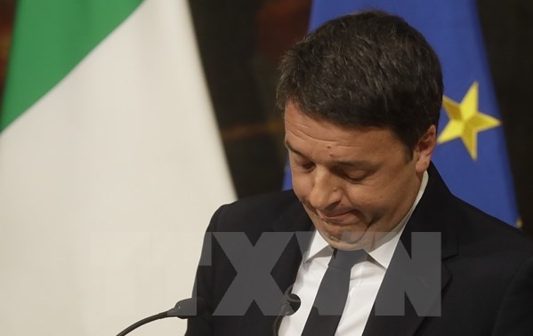 Премьер Италии подаст в отставку из-за поражения на референдуме