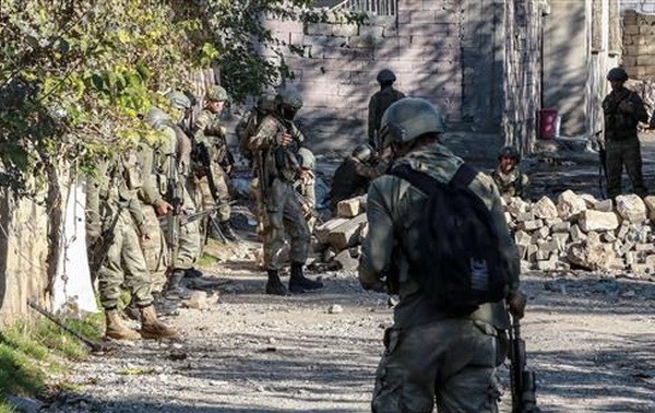 Турция дополнительно направила на север Сирии 300 спецназовцев 
