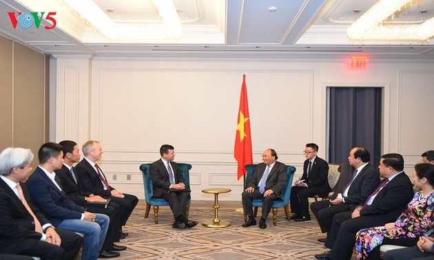 Нгуен Суан Фук желает, чтобы NASDAQ продолжил расширять сотрудничество с предприятиями Вьетнама