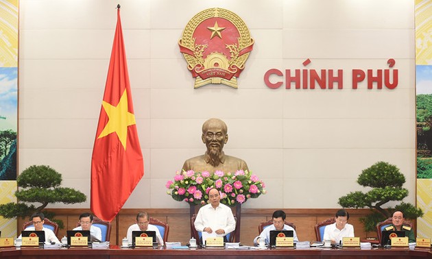 Необходимо применять решительные меры для достижения роста ВВП Вьетнама на 6,7%