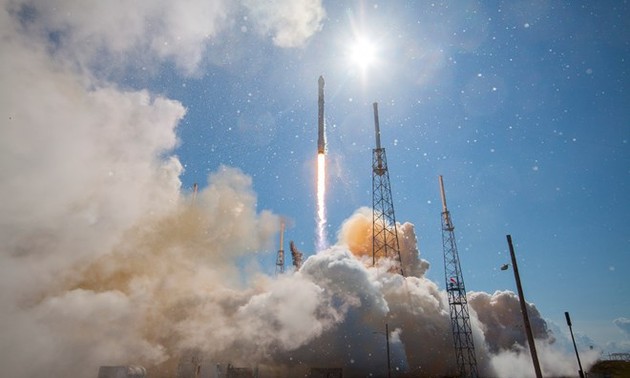 SpaceX произвела запуск ракеты Falcon 9 с секретным спутником