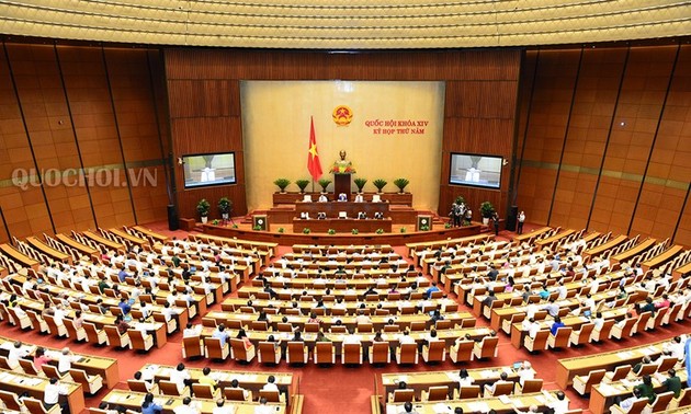 Нацсобрание Вьетнама рассматривает проекты некоторых законов