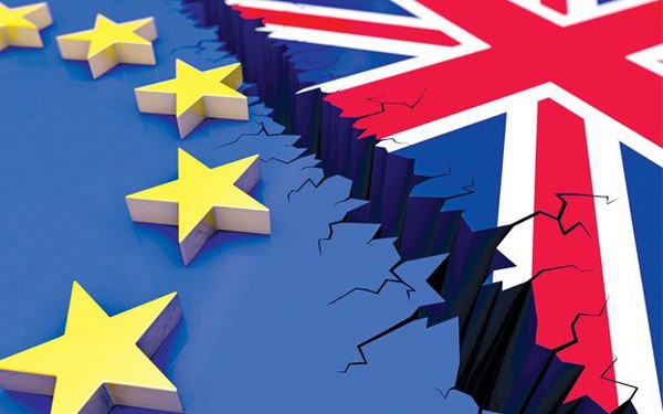 Администрация Мэй: Brexit не повлечет за собой конца света в Великобритании  